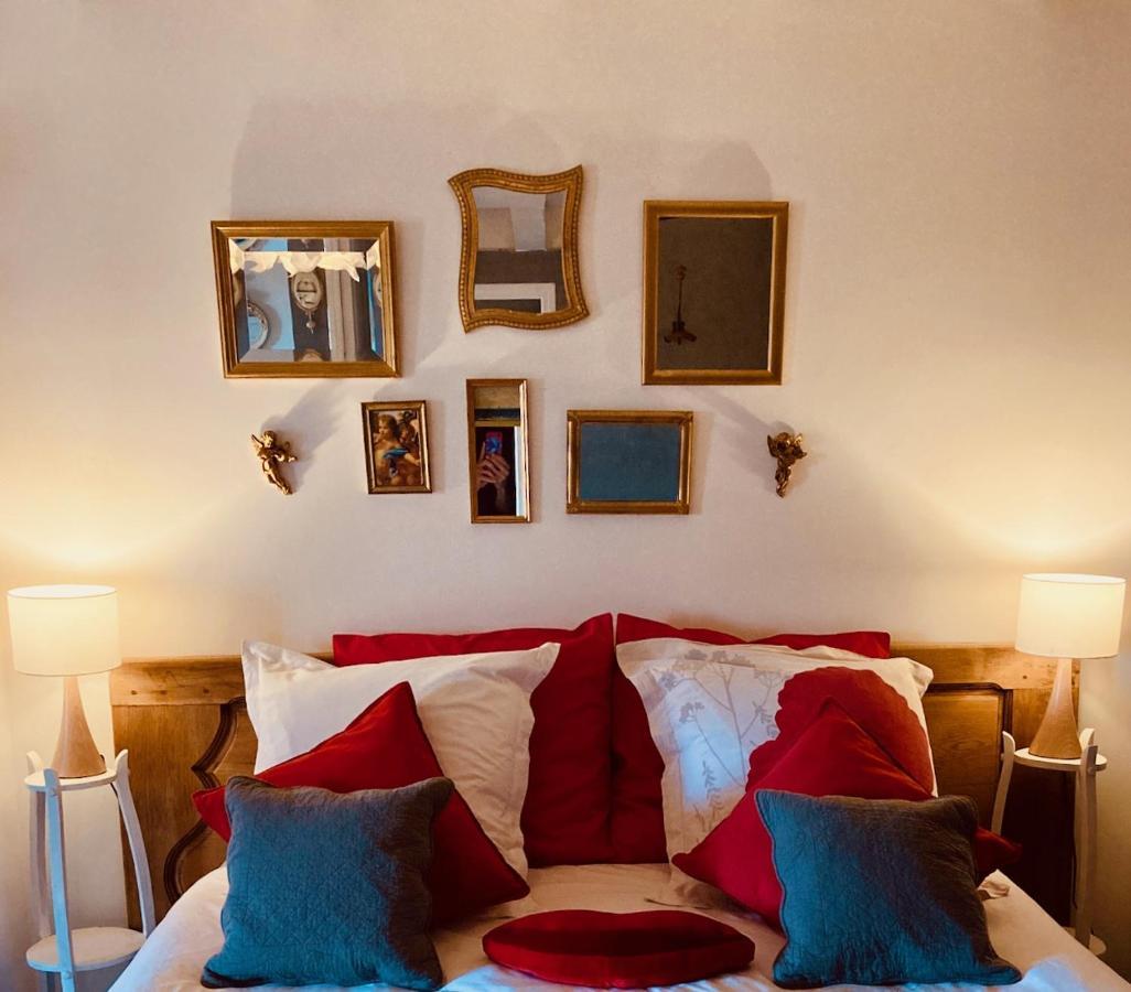 Proche Mont-Saint-Michel, B&B De Charme, Petit-Dejeuner Bio Inclus מראה חיצוני תמונה